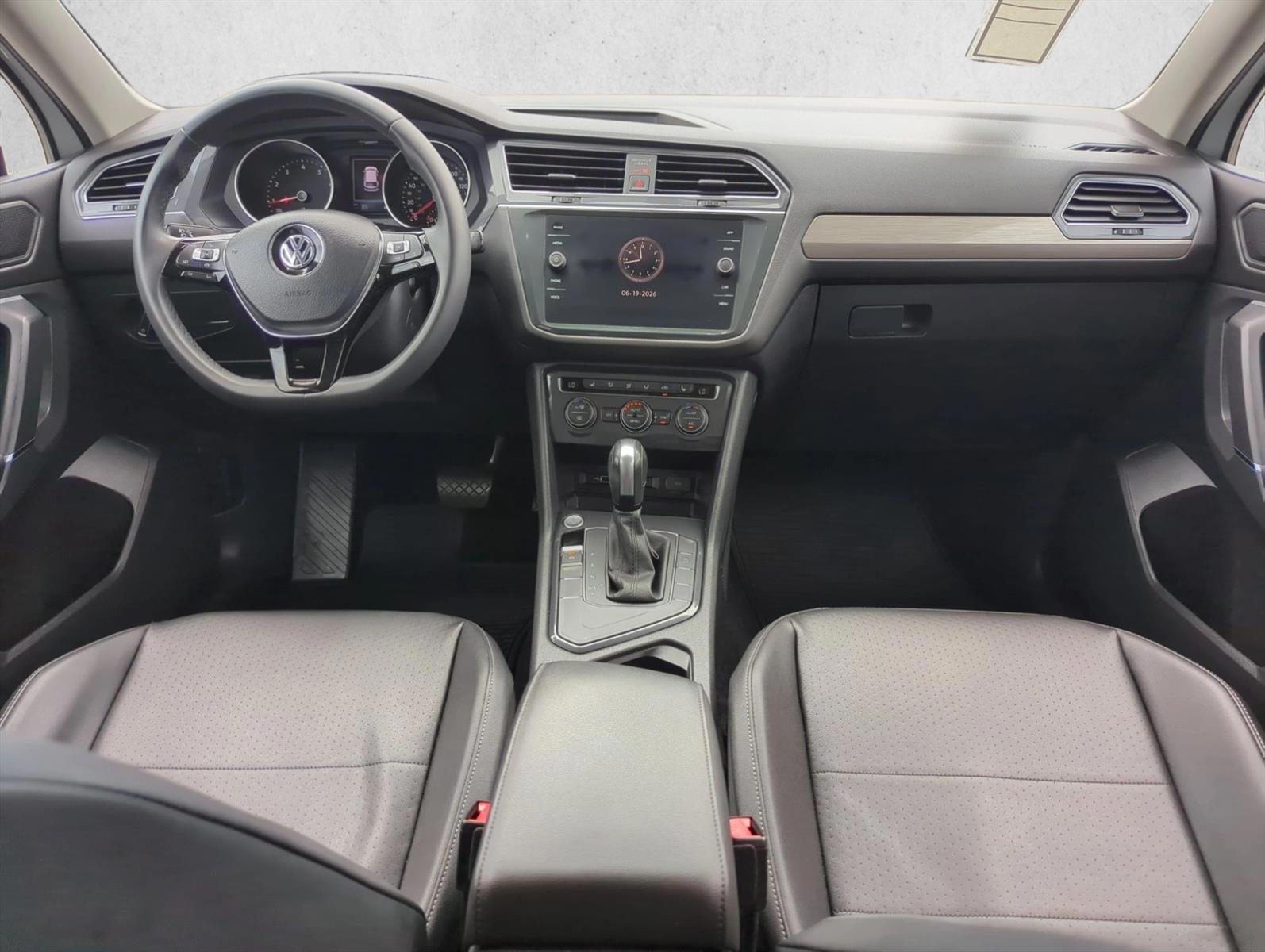 Thumbnail: 2020 Volkswagen Tiguan - 2