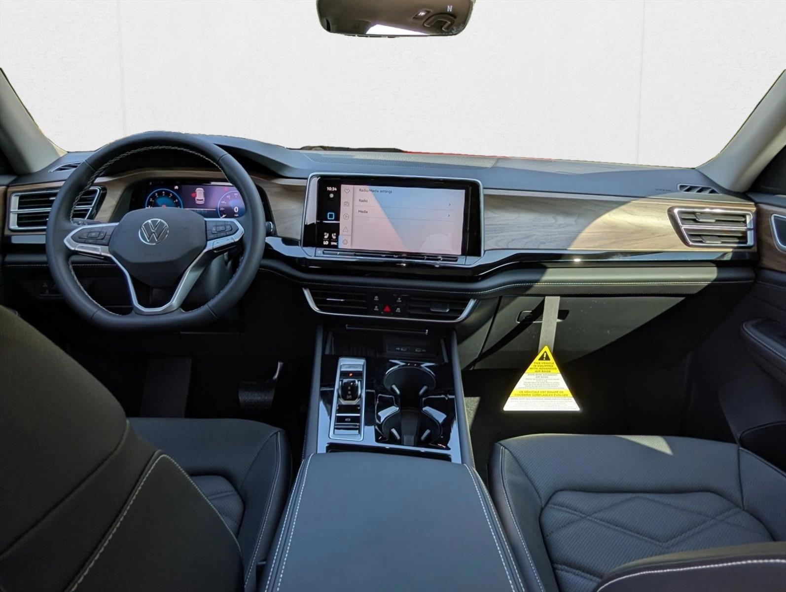 Thumbnail: 2026 Volkswagen Atlas - 3