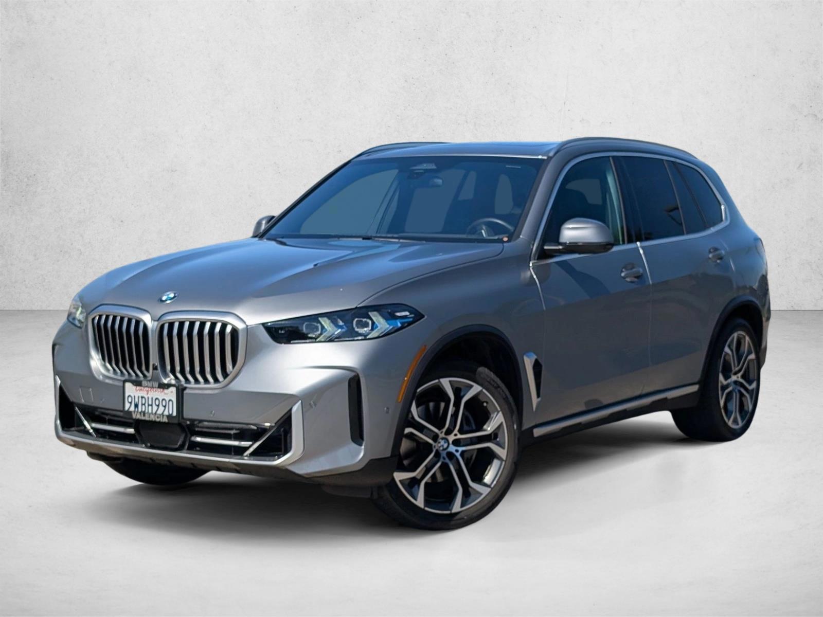 Thumbnail: 2026 BMW X5 - 1