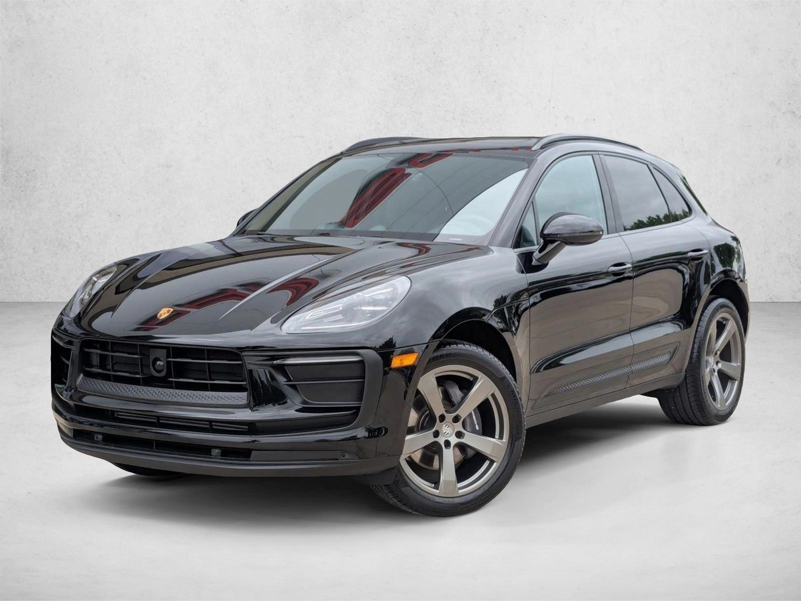Thumbnail: 2025 Porsche Macan - 1
