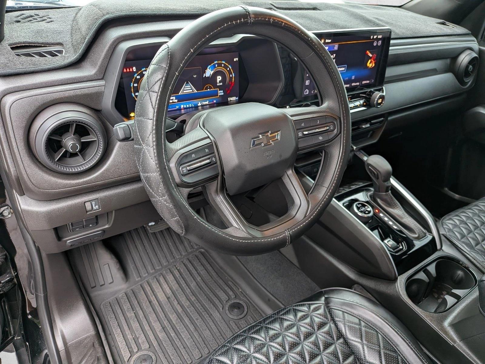 Thumbnail: 2025 Chevrolet Colorado - 3