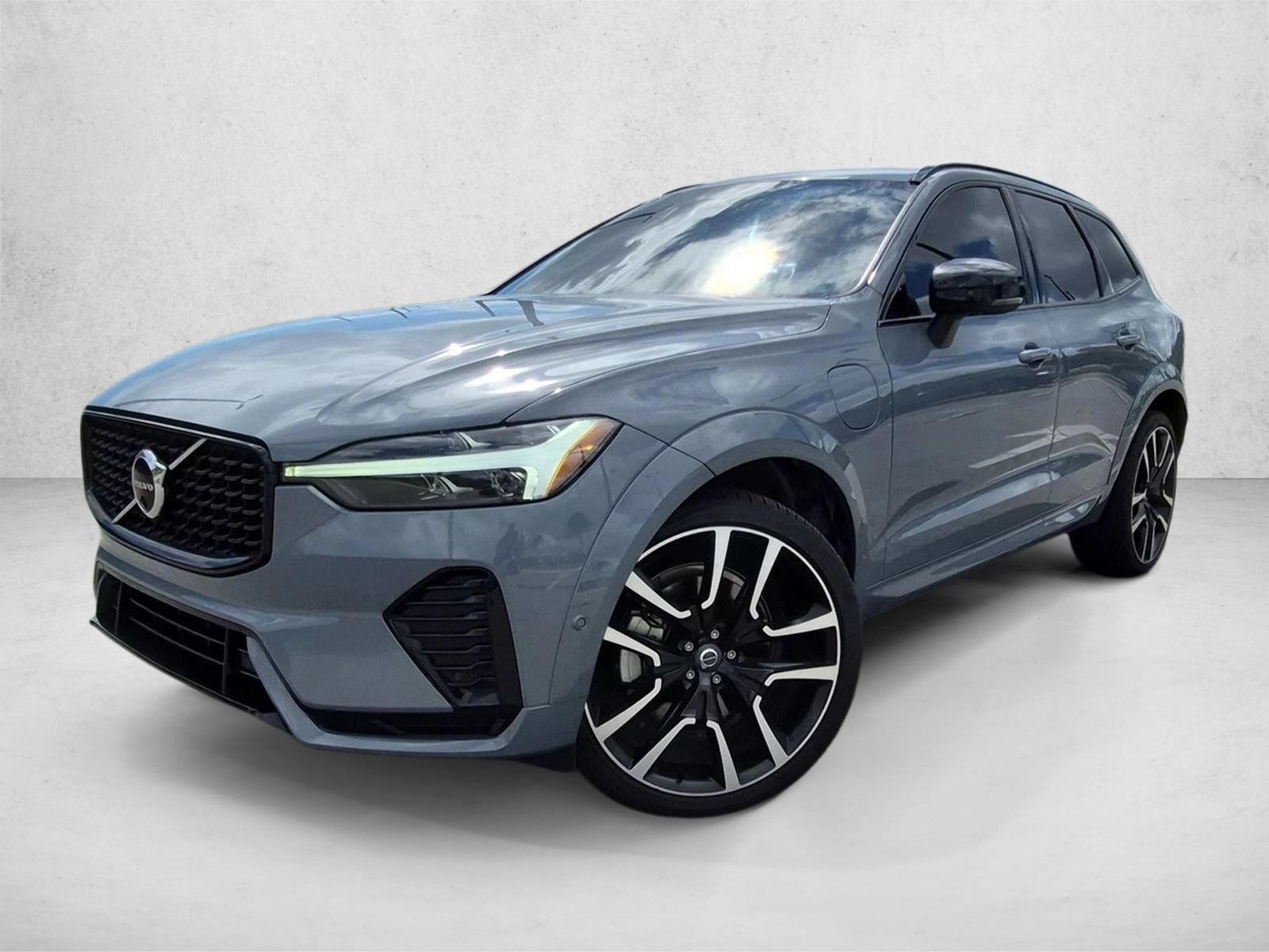Thumbnail: 2024 Volvo XC60 - 1