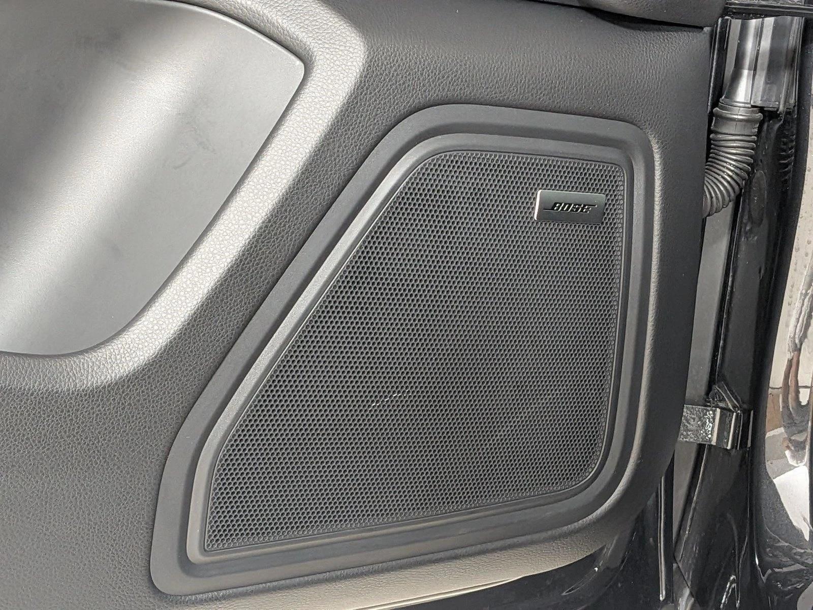 2026 Porsche Macan T - Photo 13