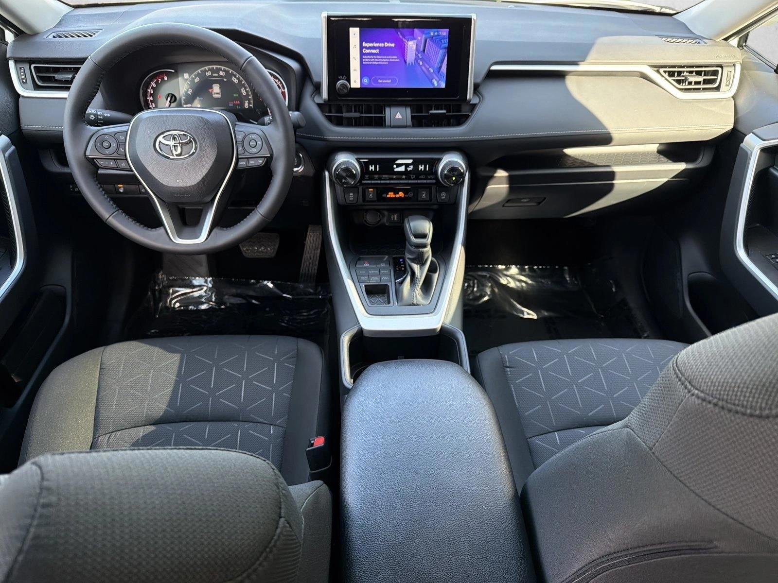 Thumbnail: 2025 Toyota RAV4 - 4