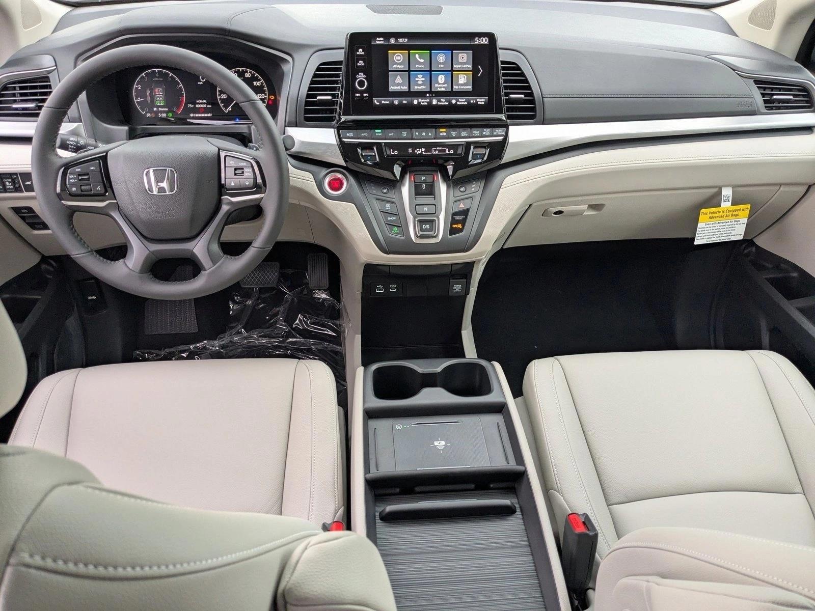 Thumbnail: 2026 Honda Odyssey - 3