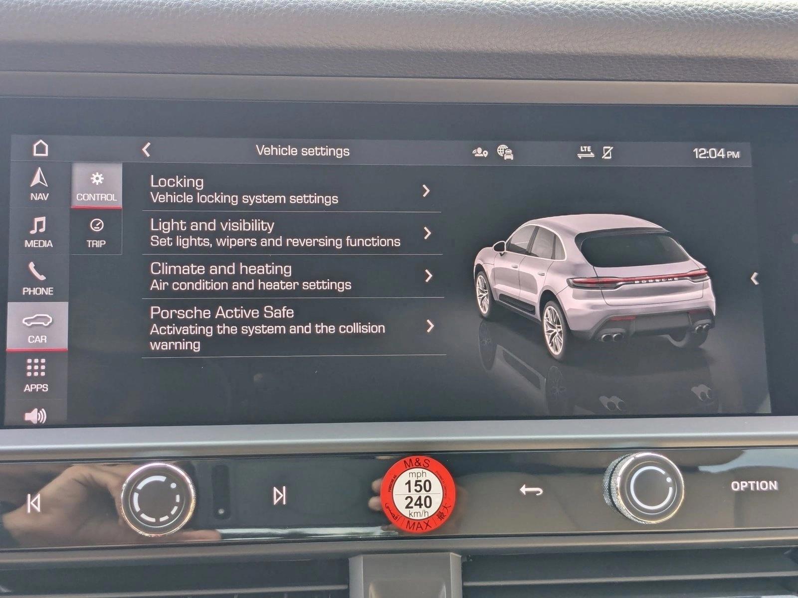 2026 Porsche Macan Base - Photo 16