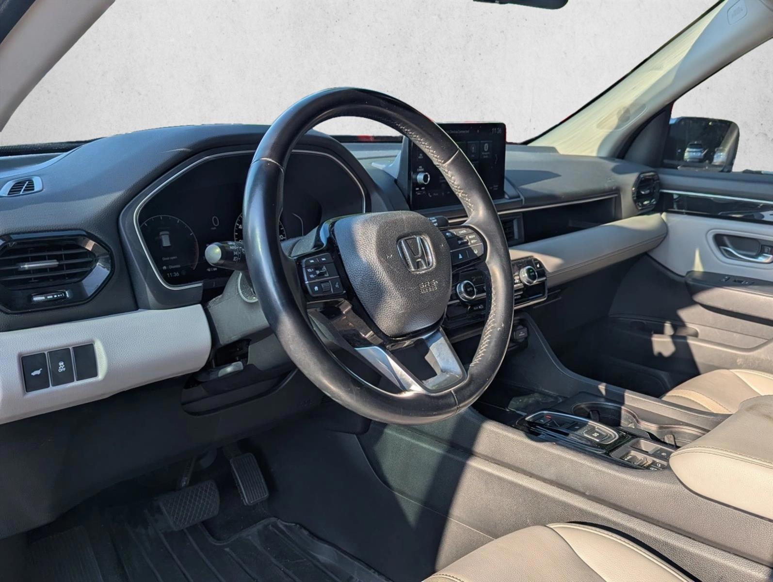 Thumbnail: 2023 Honda Pilot - 2
