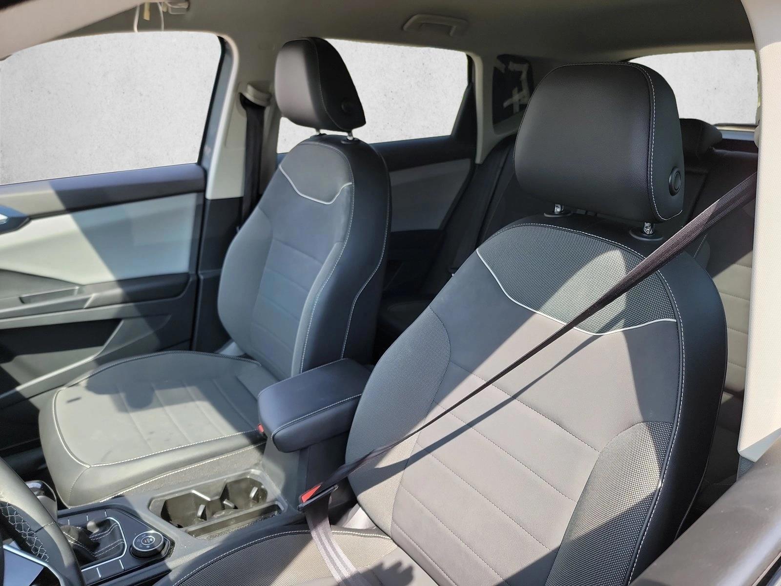 2023 Volkswagen Taos SE - Photo 13