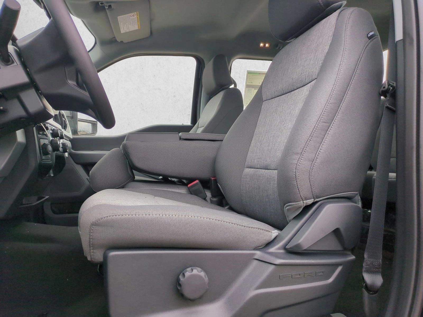 Thumbnail: 2026 Ford Econoline - 5