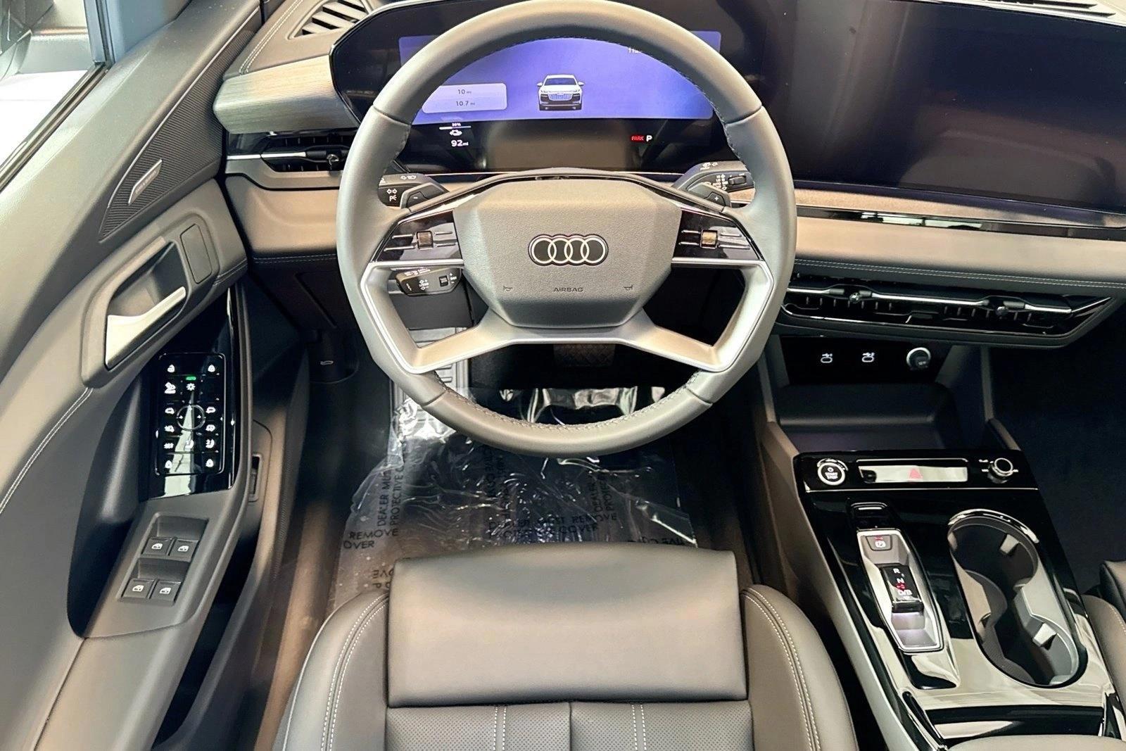 Thumbnail: 2027 Audi Q6 e-tron - 3