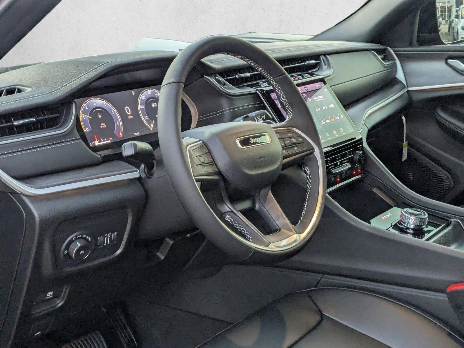 Thumbnail: 2025 Jeep Grand Cherokee L - 3