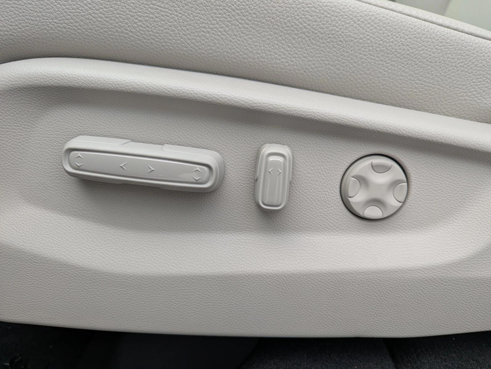 Thumbnail: 2026 Honda Odyssey - 4