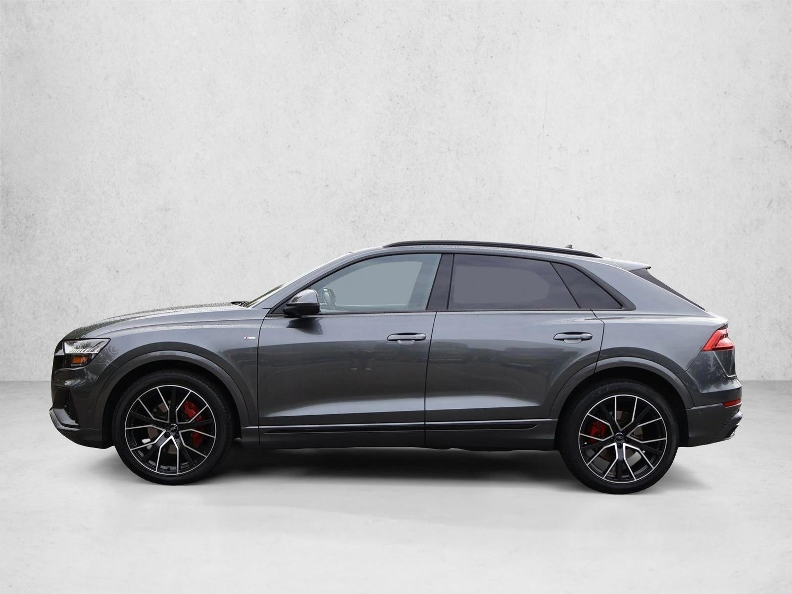 Thumbnail: 2021 Audi Q8 - 2