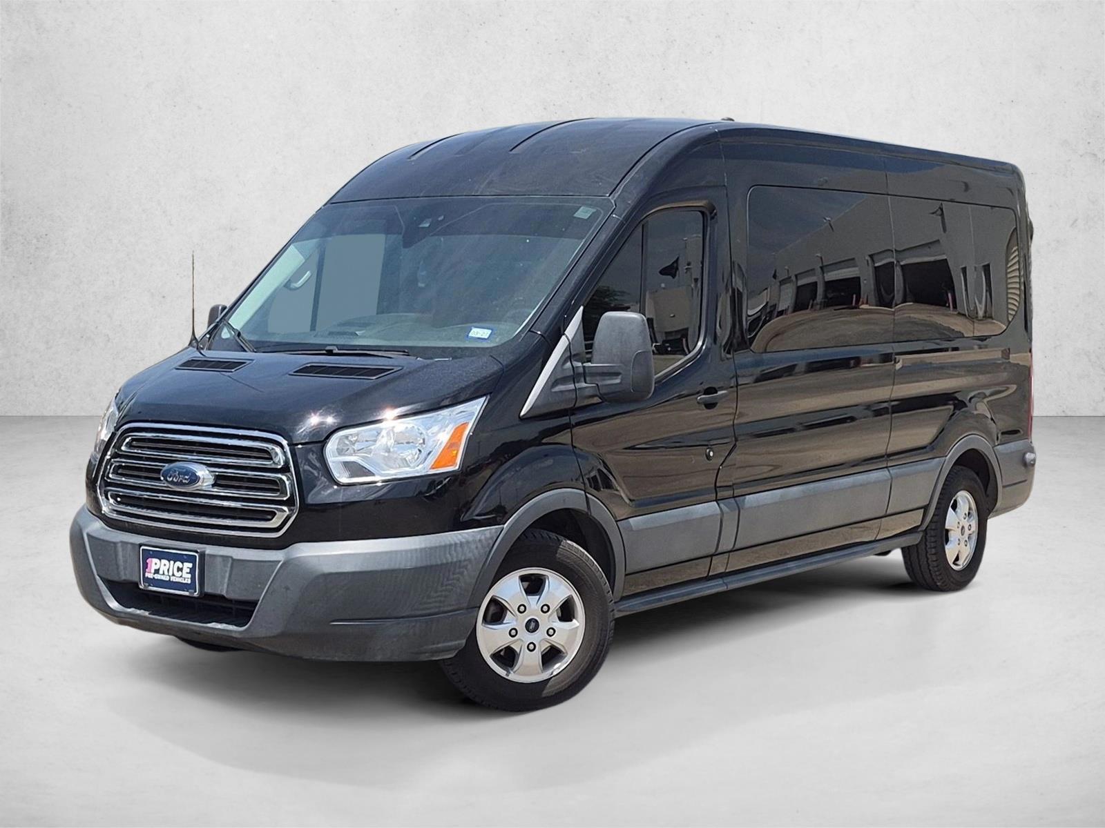 2018 Ford Transit 350 XLT Wagon Med Roof Sliding Pass. 148's photo