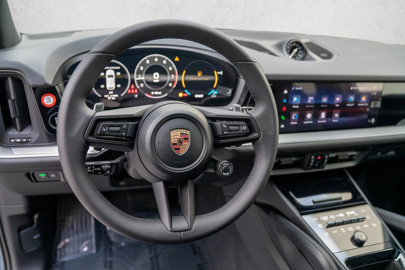 2026 Porsche Cayenne Base - Photo 13