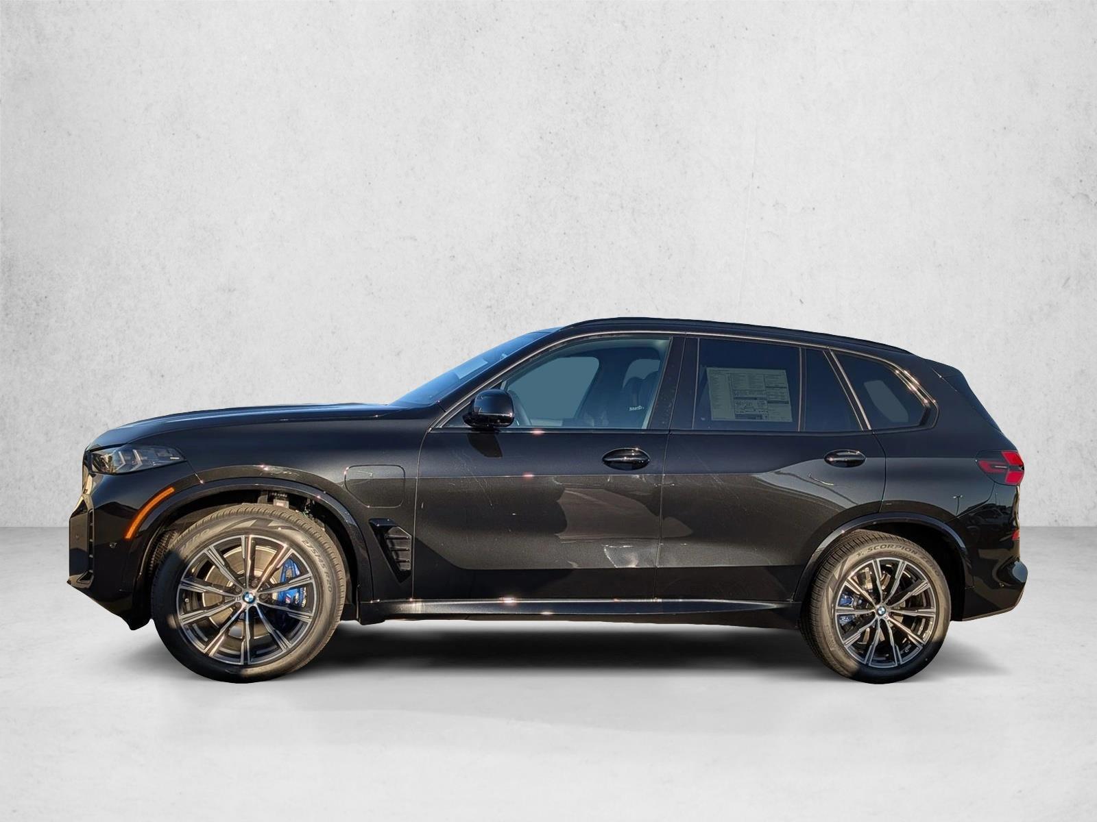 Thumbnail: 2026 BMW X5 - 2