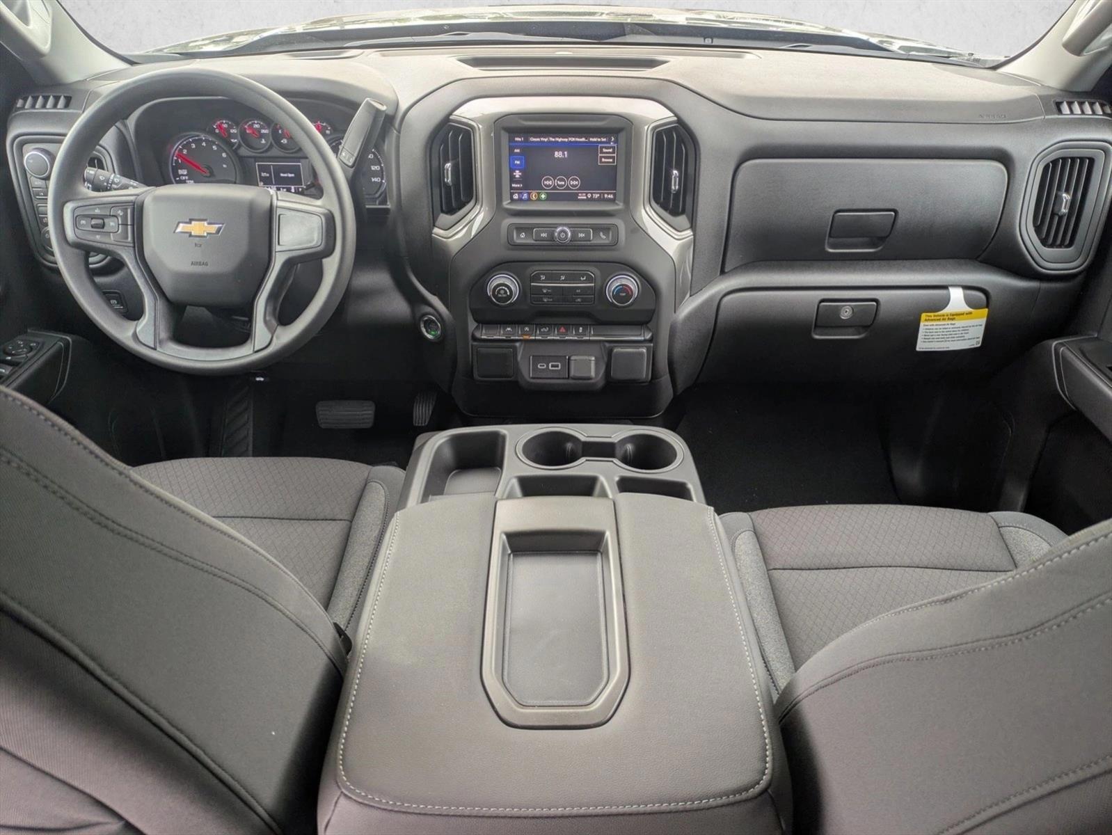 Thumbnail: 2026 Chevrolet Silverado 1500 - 3