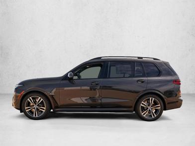 2027 BMW X7