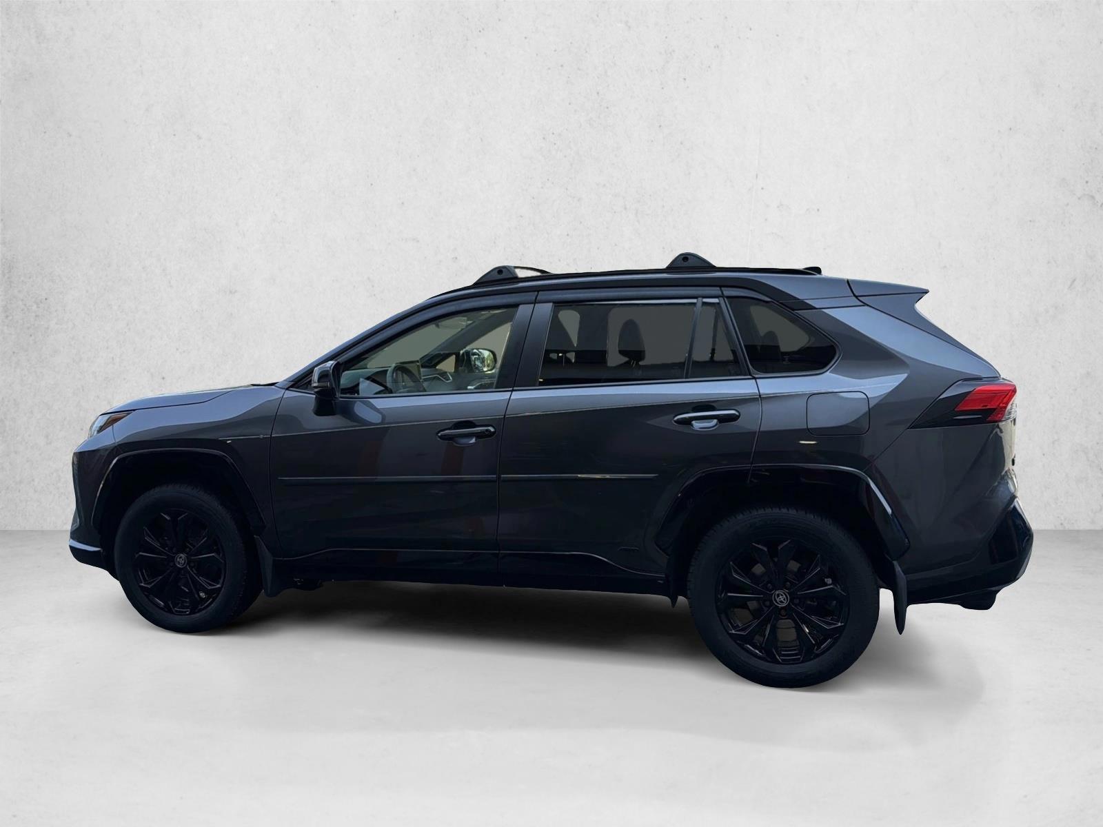 Thumbnail: 2022 Toyota RAV4 - 2