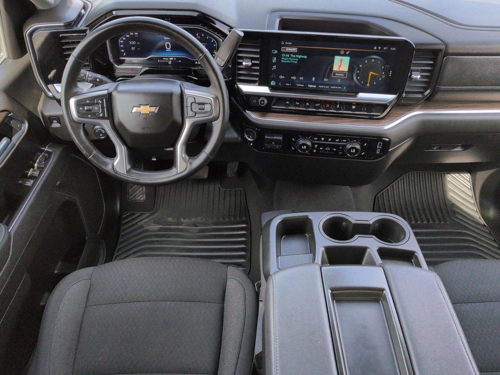 2025 Chevrolet Silverado 1500 LT - Photo 24