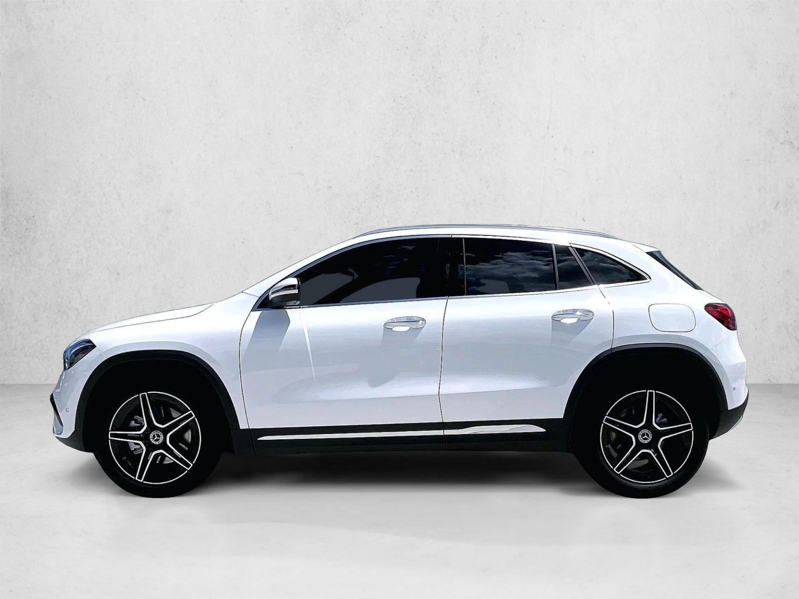 Thumbnail: 2026 Mercedes-Benz GLA - 2