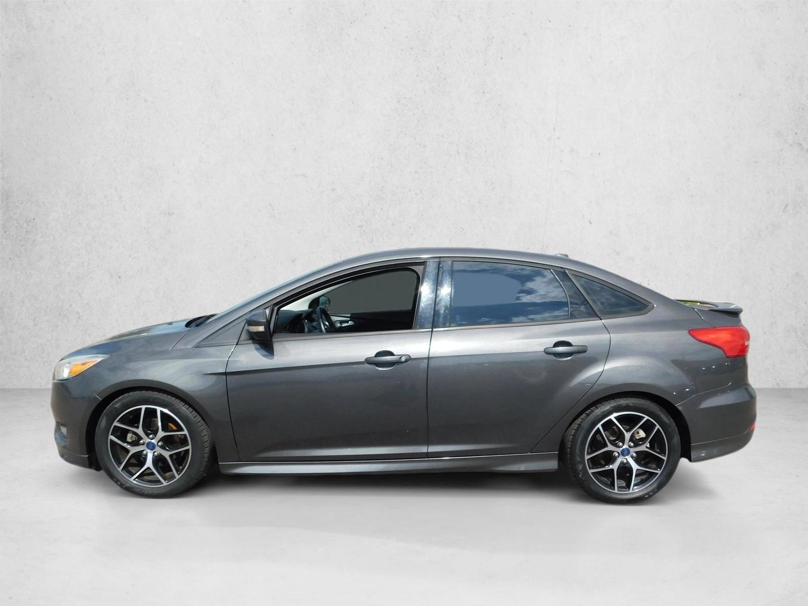 Thumbnail: 2015 Ford Focus - 3
