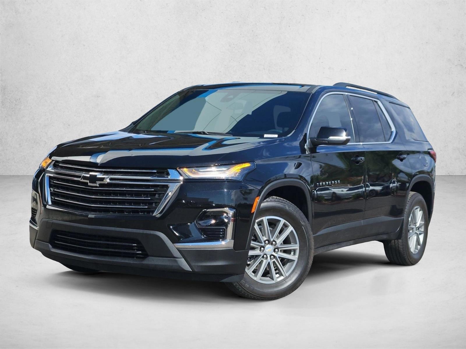 Thumbnail: 2023 Chevrolet Traverse - 2