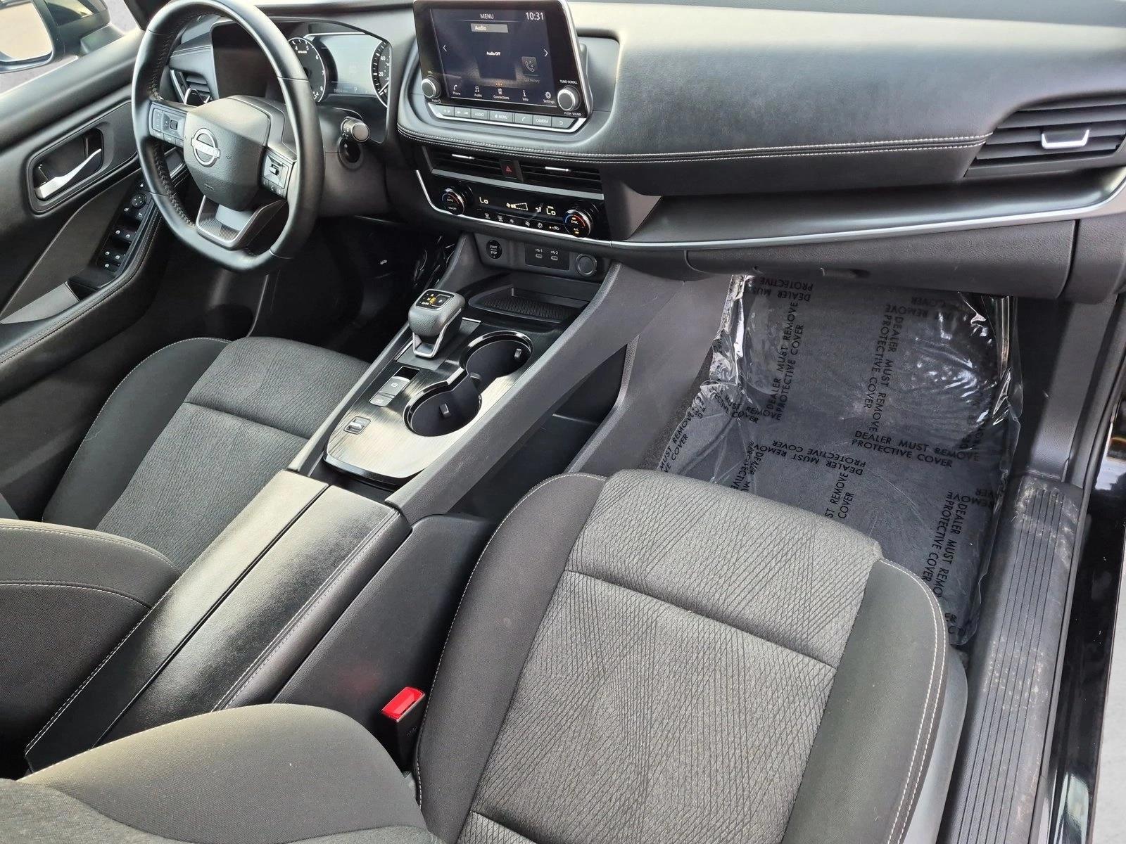 2025 Nissan Rogue SV - Photo 21