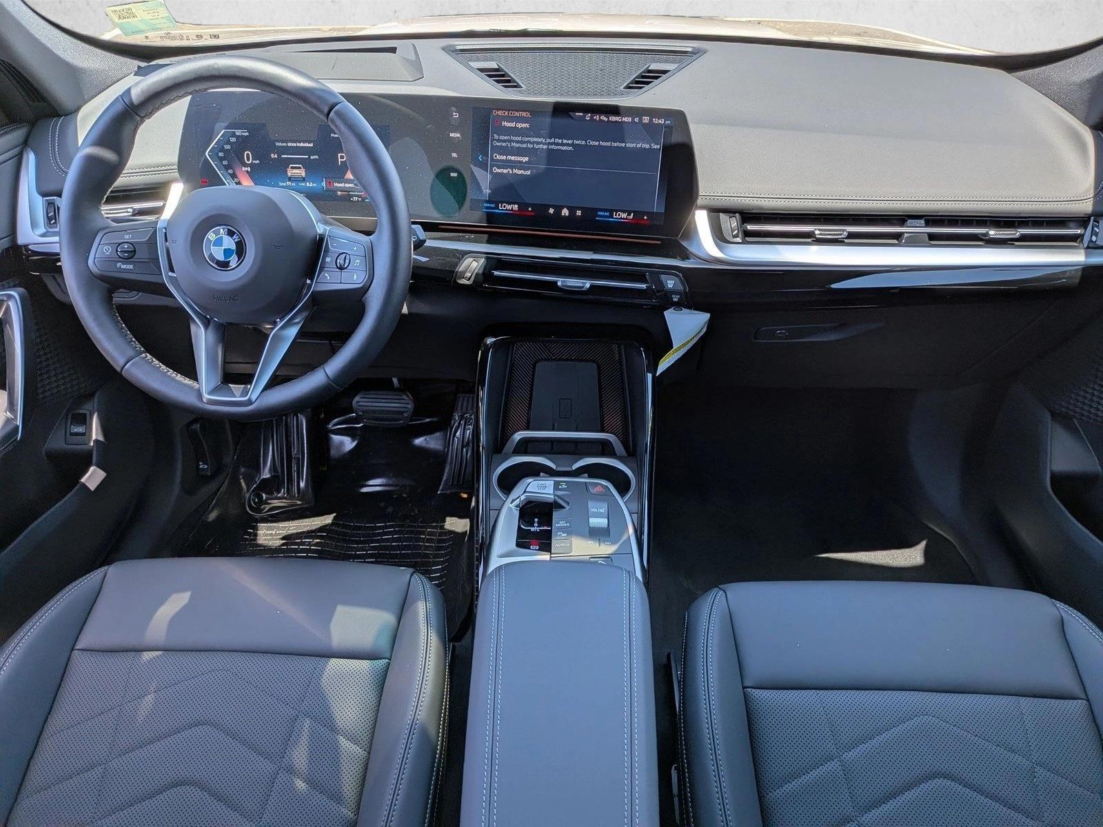 Thumbnail: 2026 BMW X1 - 3