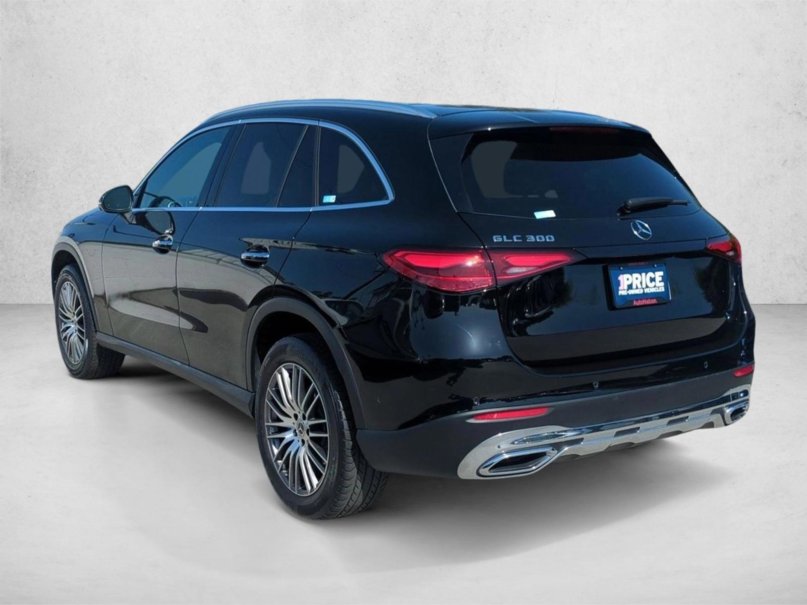 2023 Mercedes-Benz GLC GLC300 - Photo 8