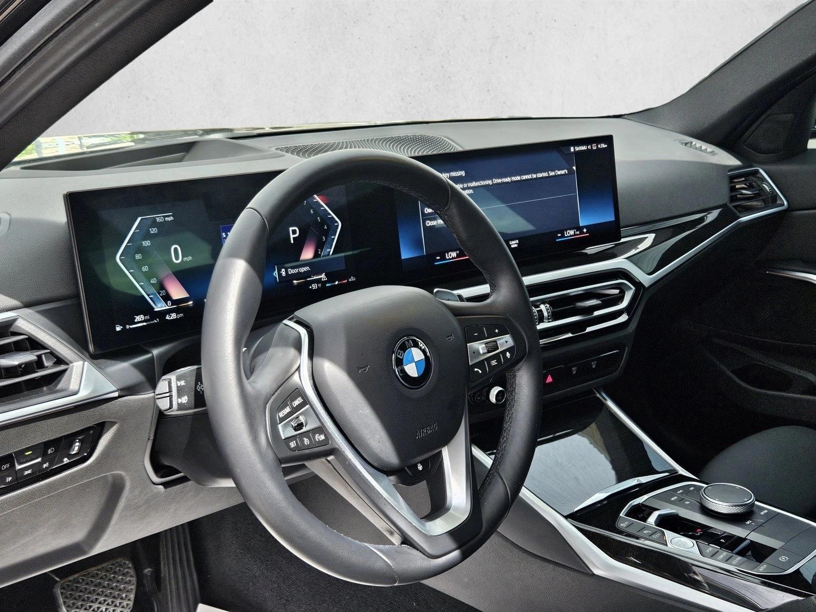 Thumbnail: 2024 BMW 3 Series - 3