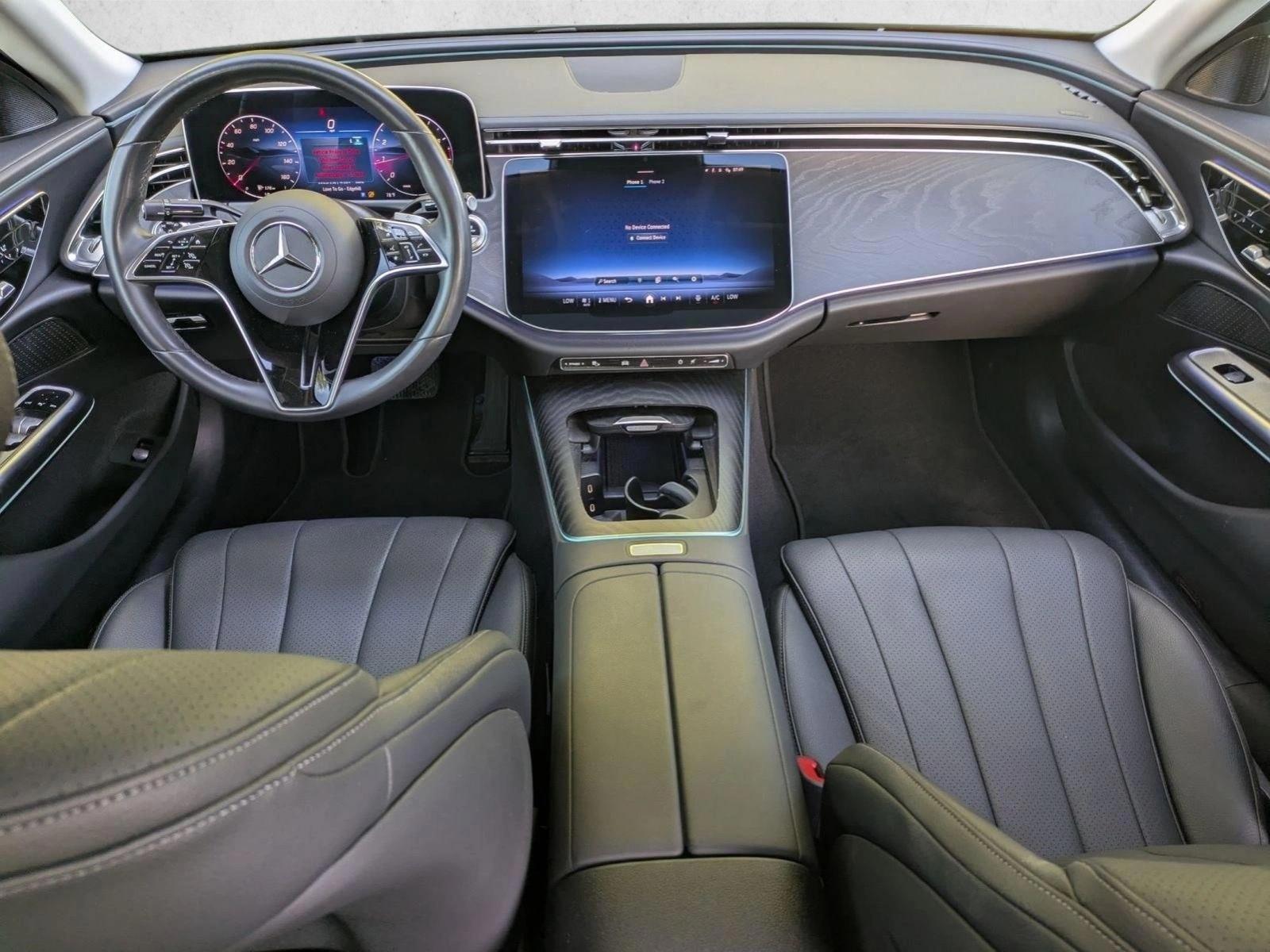 Thumbnail: 2024 Mercedes-Benz E-Class - 3