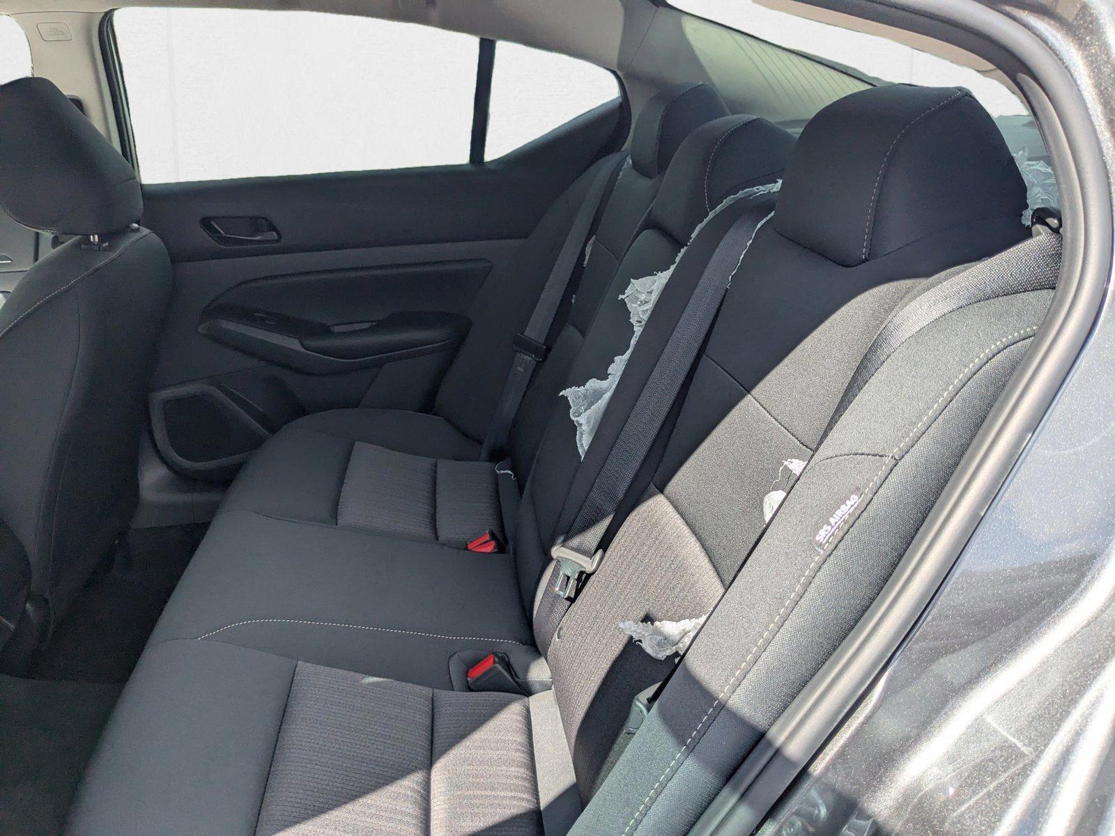 2025 Nissan Altima S - Photo 14