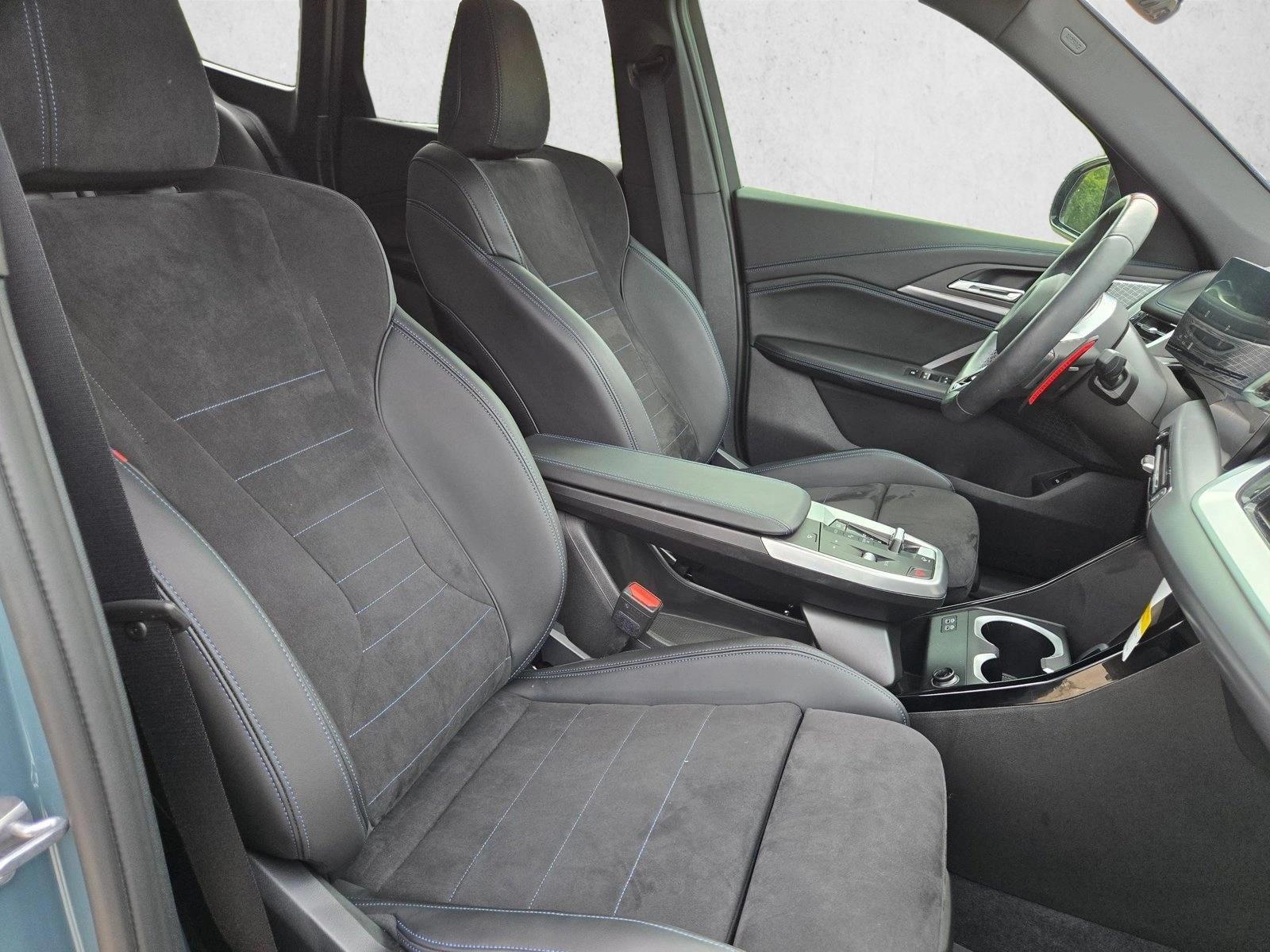 2025 BMW X1 M35i - Photo 21