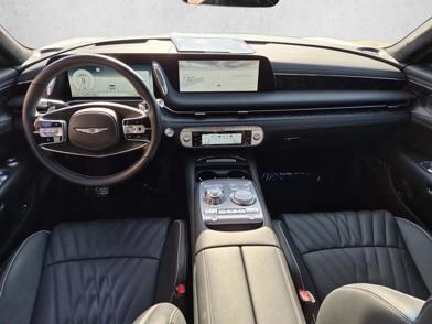 2025 Genesis G90