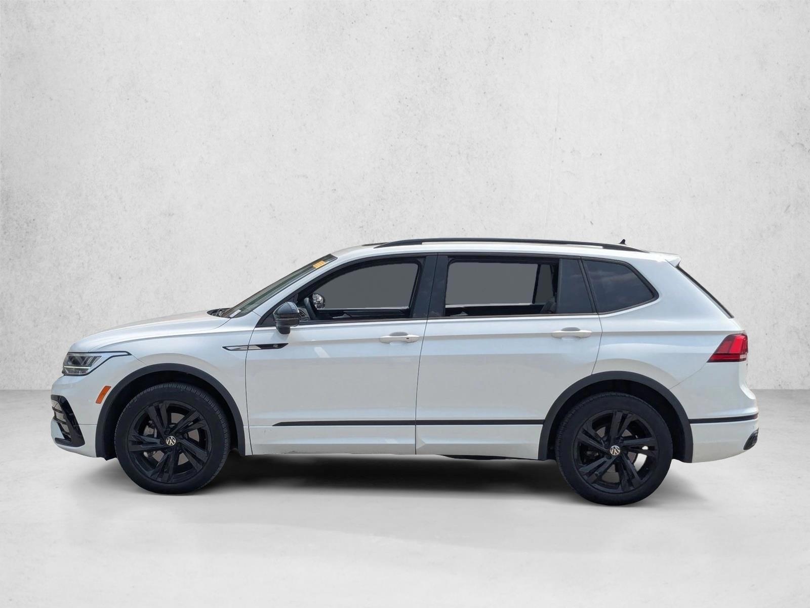 Thumbnail: 2024 Volkswagen Tiguan - 2