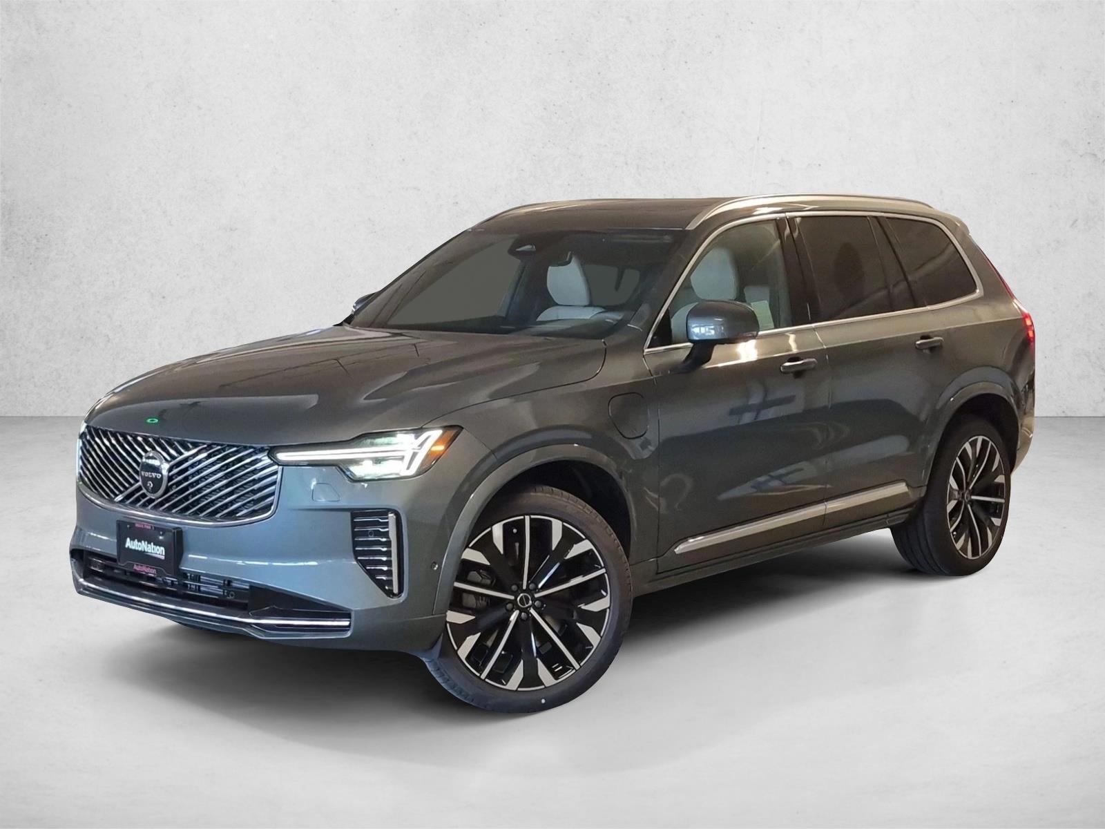 Thumbnail: 2027 Volvo XC90 - 1