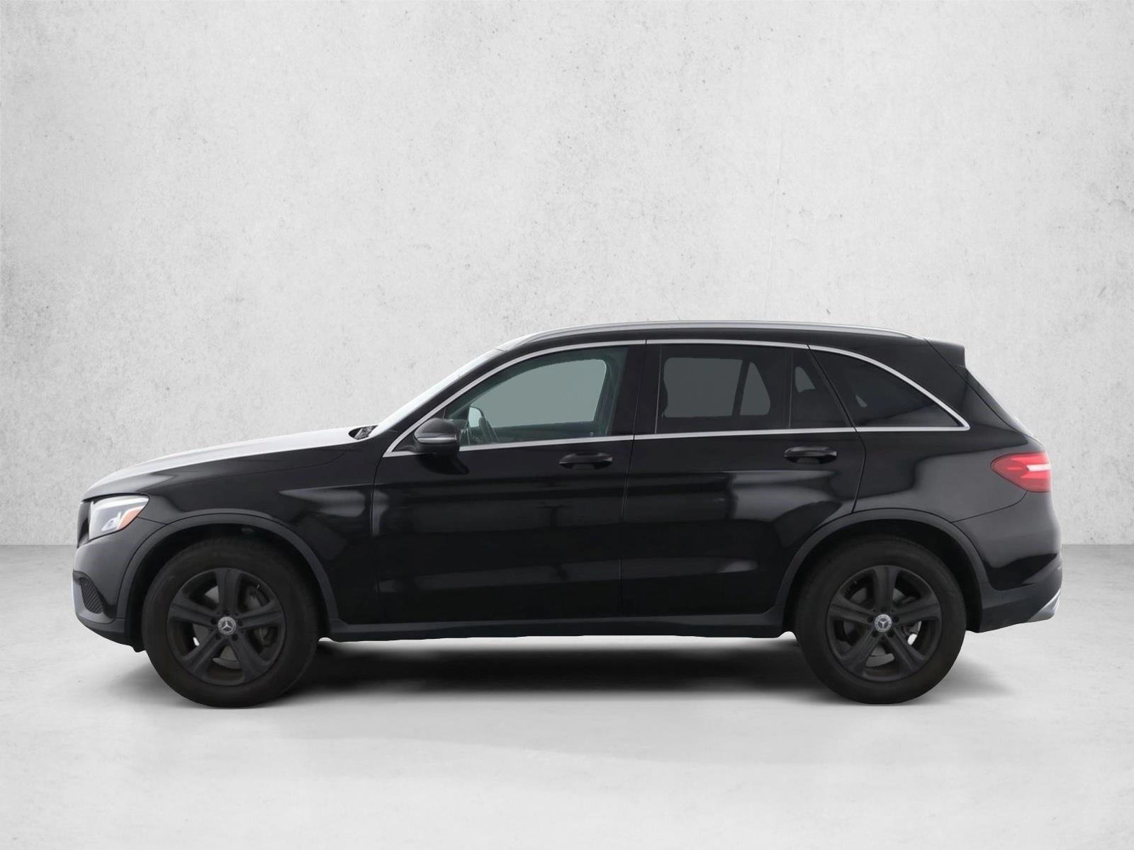 Thumbnail: 2017 Mercedes-Benz GLC - 2