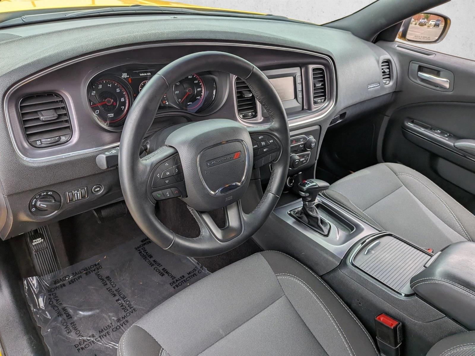 Thumbnail: 2017 Dodge Charger - 3