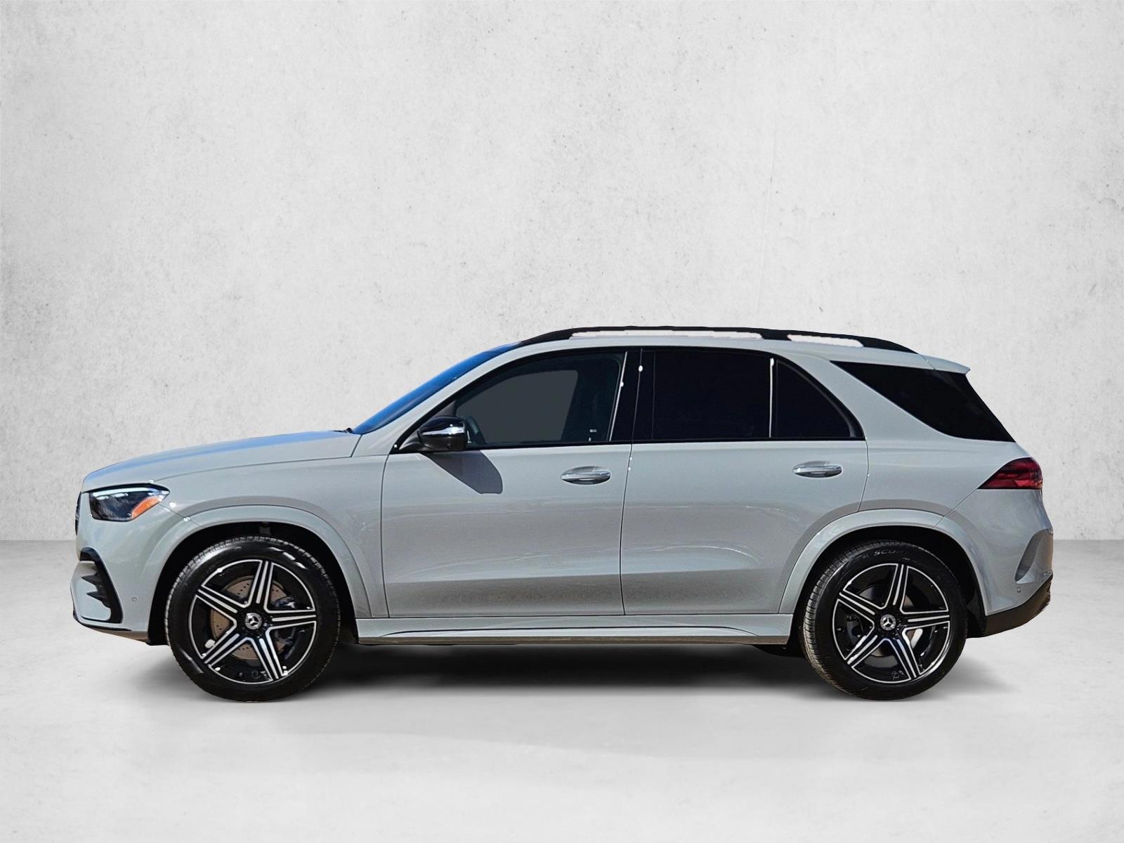 Thumbnail: 2026 Mercedes-Benz GLE - 2