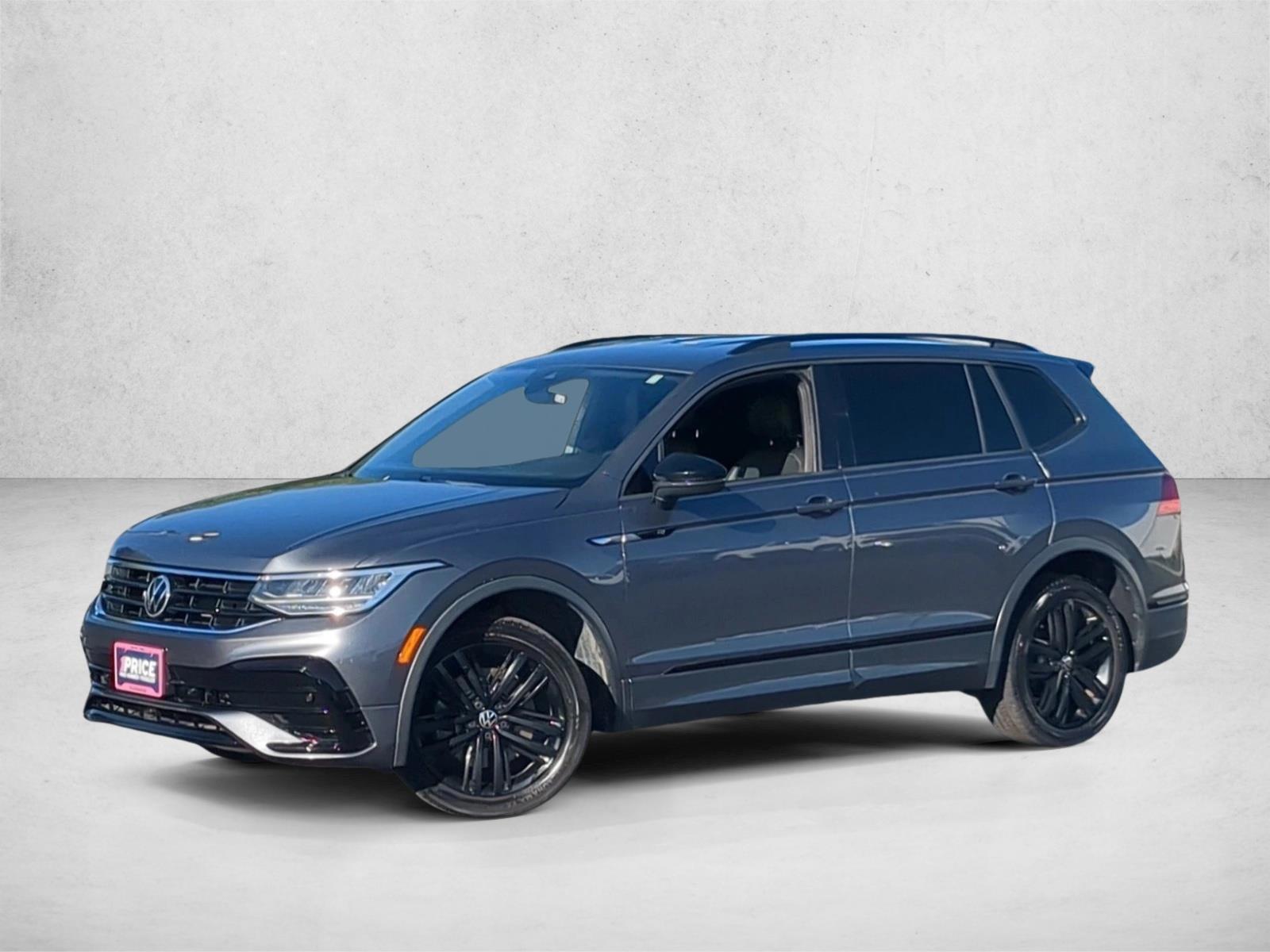 Thumbnail: 2022 Volkswagen Tiguan - 1