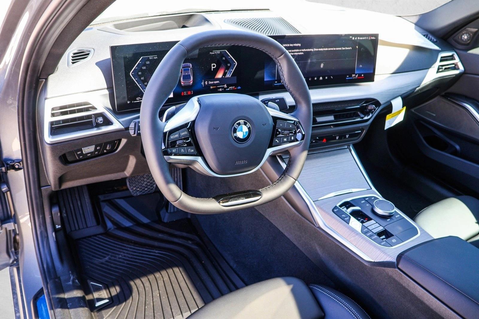 Thumbnail: 2026 BMW 3 Series - 3