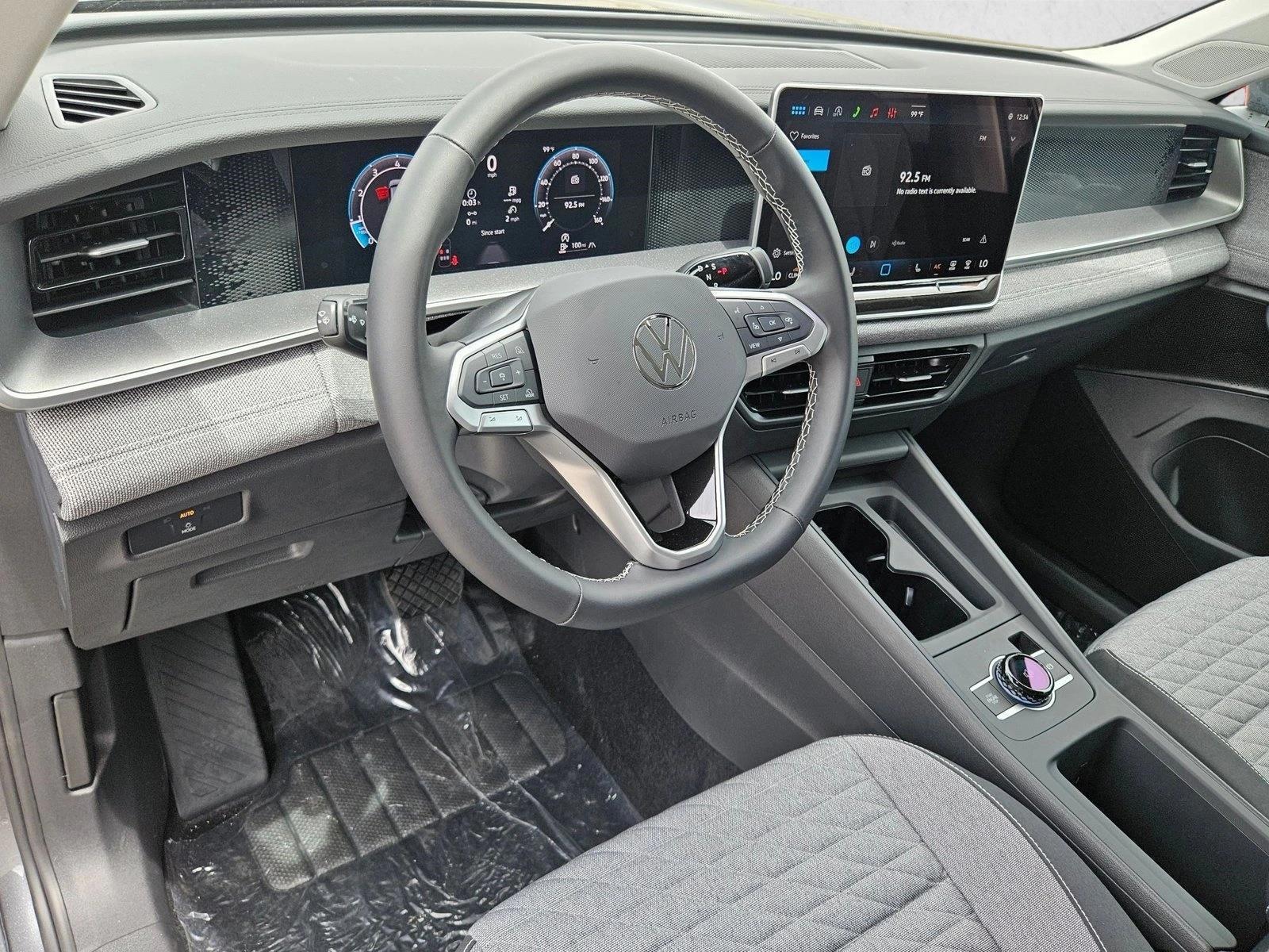 Thumbnail: 2026 Volkswagen Tiguan - 3