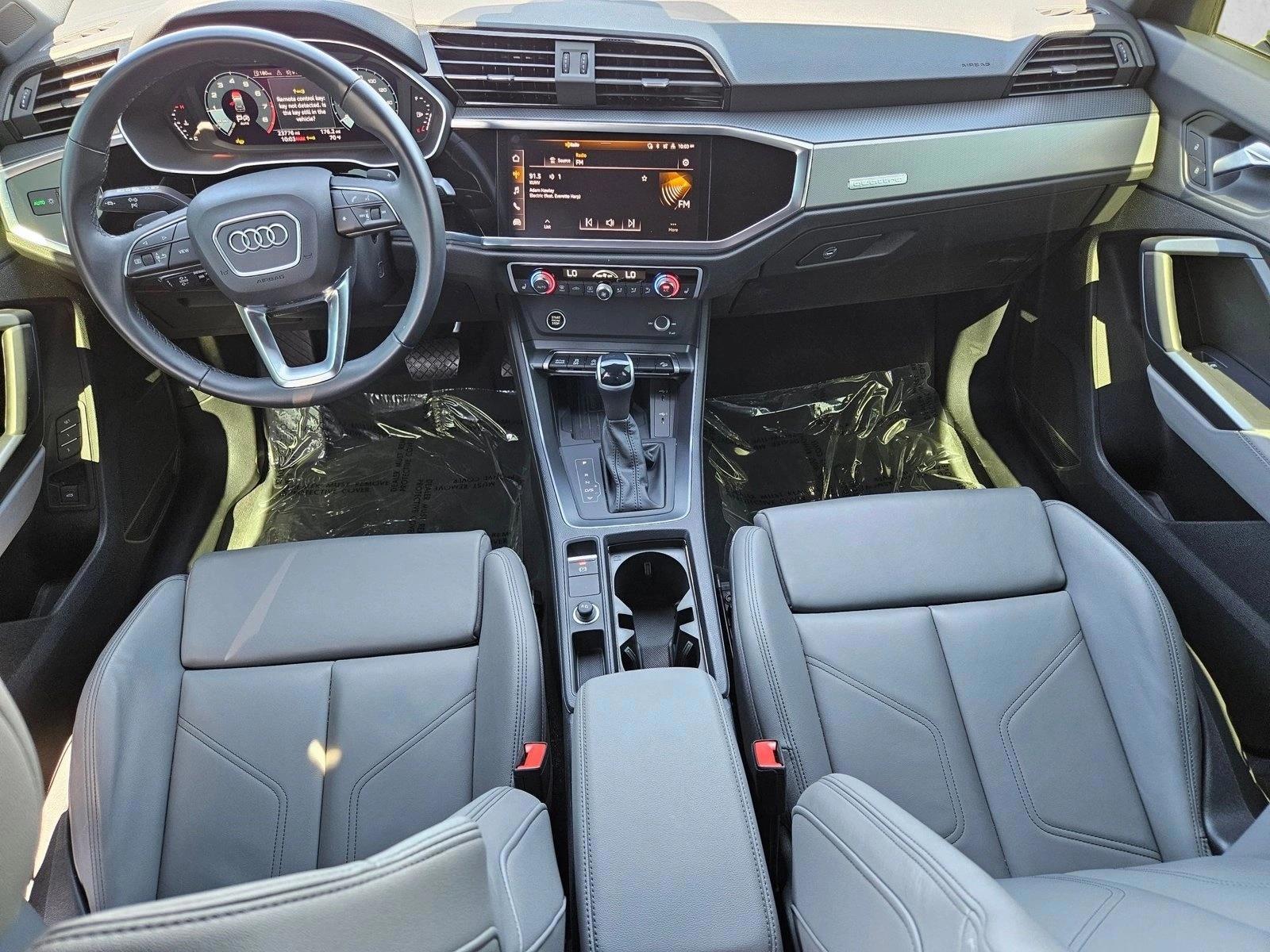 Thumbnail: 2024 Audi Q3 - 4