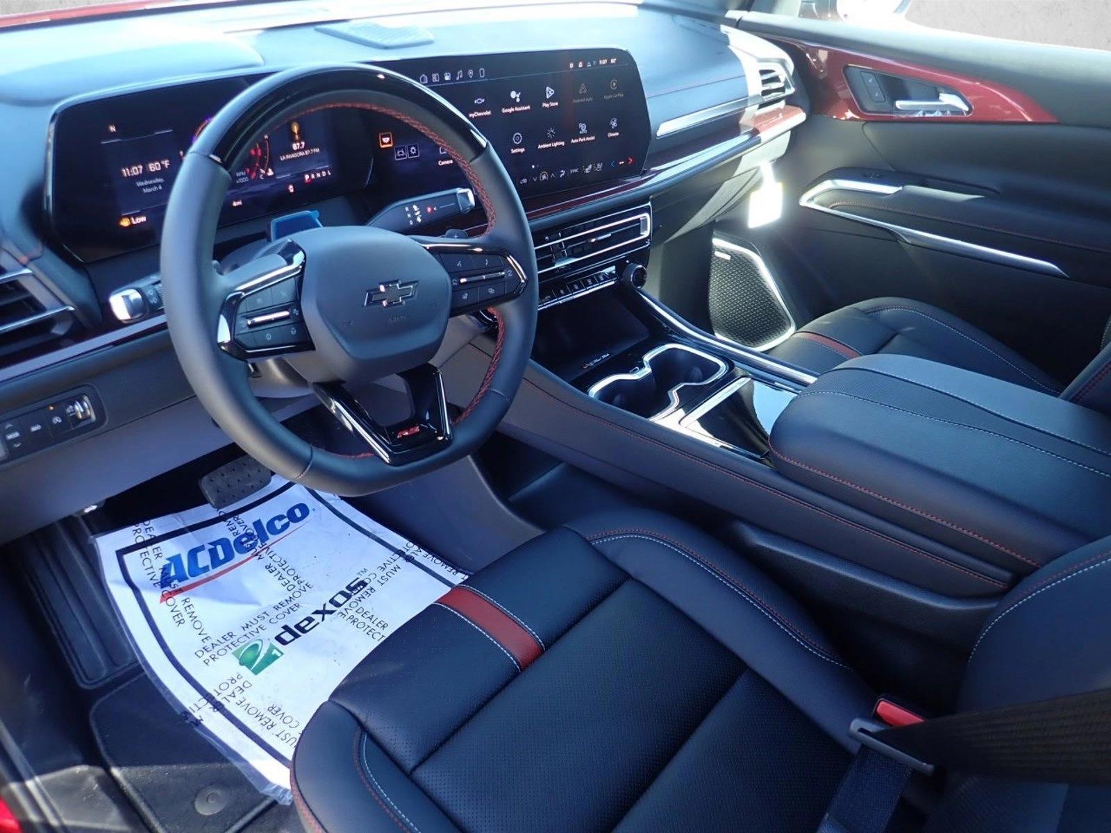 Thumbnail: 2026 Chevrolet Traverse - 3