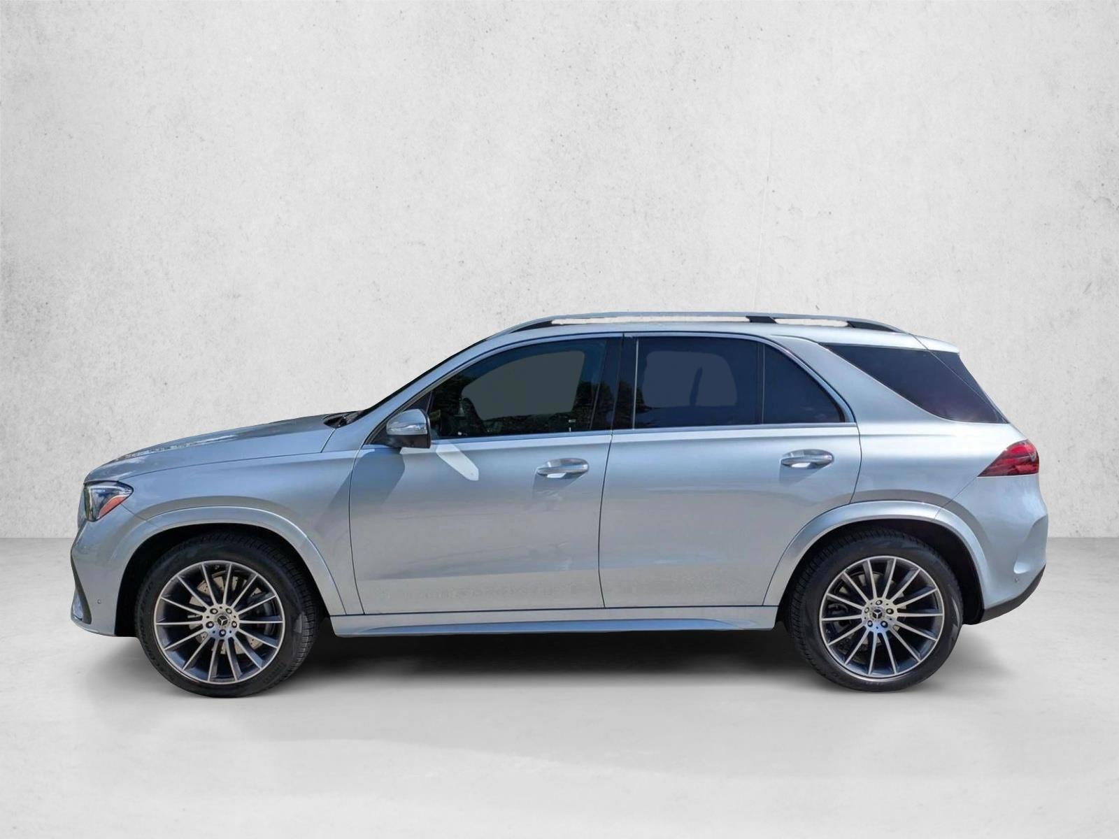 Thumbnail: 2026 Mercedes-Benz GLE - 2