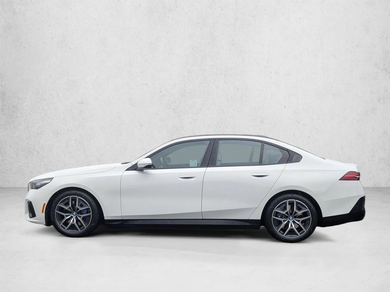 Thumbnail: 2024 BMW i5 - 2