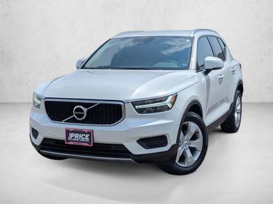2022 Volvo XC40  -
                  Libertyville, IL