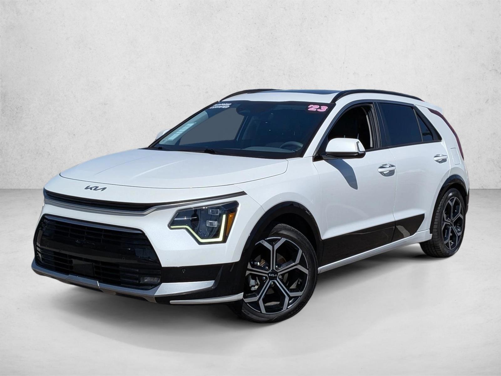 Thumbnail: 2023 Kia Niro - 1