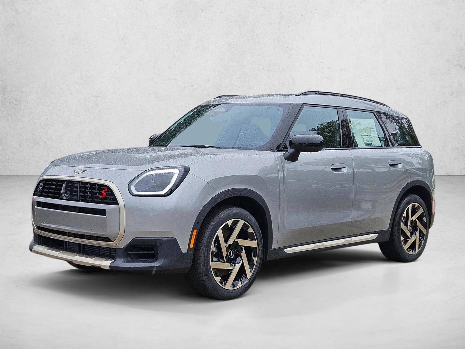 Thumbnail: 2027 MINI Cooper Countryman - 1